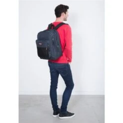Eastpak Pinnacle Rugzak Black -Tas Promotie Winkel 060 detail