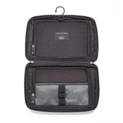 Porsche Design Urban Eco Washbag L Black -Tas Promotie Winkel 4056487018423 03 ga pd sall ain v1