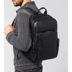 Porsche Design Roadster Leren Laptoprugtas M1 15" Black 14 Porsche Design Roadster Leren Laptoprugtas M1 15" Black -Tas Promotie Winkel 4056487025971 07 ga pd sall ain v1