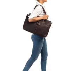 Burkely Antique Avery Dames Laptoptas 2-Zip 15.6" Brown 10 Burkely Antique Avery Dames Laptoptas 2-Zip 15.6" Brown -Tas Promotie Winkel 725d1e6036f7f6ec67a12c15a7505cf472d63969