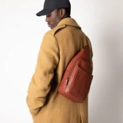 Piquadro Black Square Mono Sling IPad Pro 9.7"/ IPad 11" Black -Tas Promotie Winkel ca4827b3 cu dett61 1