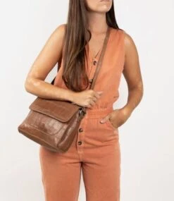 Cowboysbag Big Croco Citybag Rigby Fawn -Tas Promotie Winkel citybag rigby3357 000521 fawn 5