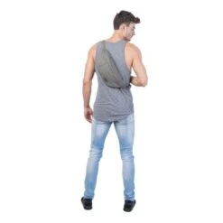 CabinZero Classic 2L Hip Bag Georgian Khaki -Tas Promotie Winkel cz201802 hip bag georgian khaki male model 4