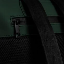 Daniel Ray Fullerton Slim Waterproof Rugtas Donker Groen 8 Daniel Ray Fullerton Slim Waterproof Rugtas Donker Groen -Tas Promotie Winkel drs25.1185.03 dk green 4