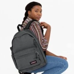 Eastpak Back To Work Zippl'r Rugzak Black Denim -Tas Promotie Winkel eastpak back to work zipplr rugzak black denim schooltas 4