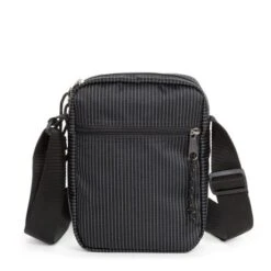 Eastpak The One Base EP Black -Tas Promotie Winkel ek000045 9d7 alt003 uc224950 mhigh