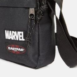 Eastpak The One Marvel Black Panther Emboss -Tas Promotie Winkel ek000045 w43 alt005 1