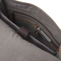 Castelijn & Beerens Renee Floris Rugzak 15.6" RFID Bruin 13 Castelijn & Beerens Renee Floris Rugzak 15.6" RFID Bruin -Tas Promotie Winkel image 6 20