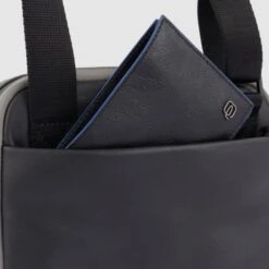 Piquadro Urban IPad 10.5"/ IPad 9.7" Crossbody Bag Black/Grey Blue -Tas Promotie Winkel imagetostl.com ca1816ub00 ngr dett4