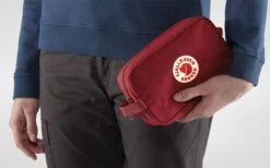 Fjallraven Fjällräven Kanken Toilettas Gear Bag Pink -Tas Promotie Winkel kanken gear bag 25862 326 c model fjr 1