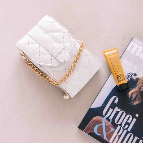 MOSZ Telefoontasje Quilted Off White Light 5 MOSZ Telefoontasje Quilted Off White Light - Afbeelding 5